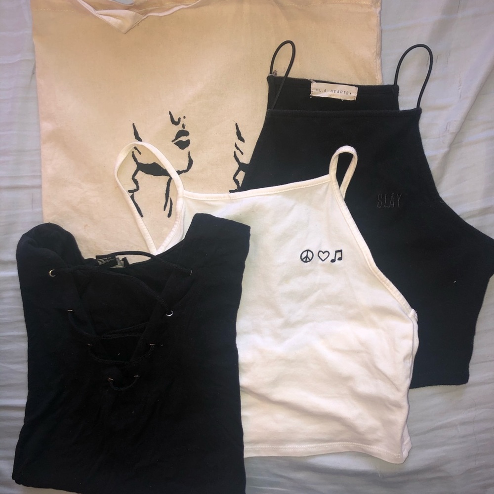 3 Crop Tank & Tops Bundle